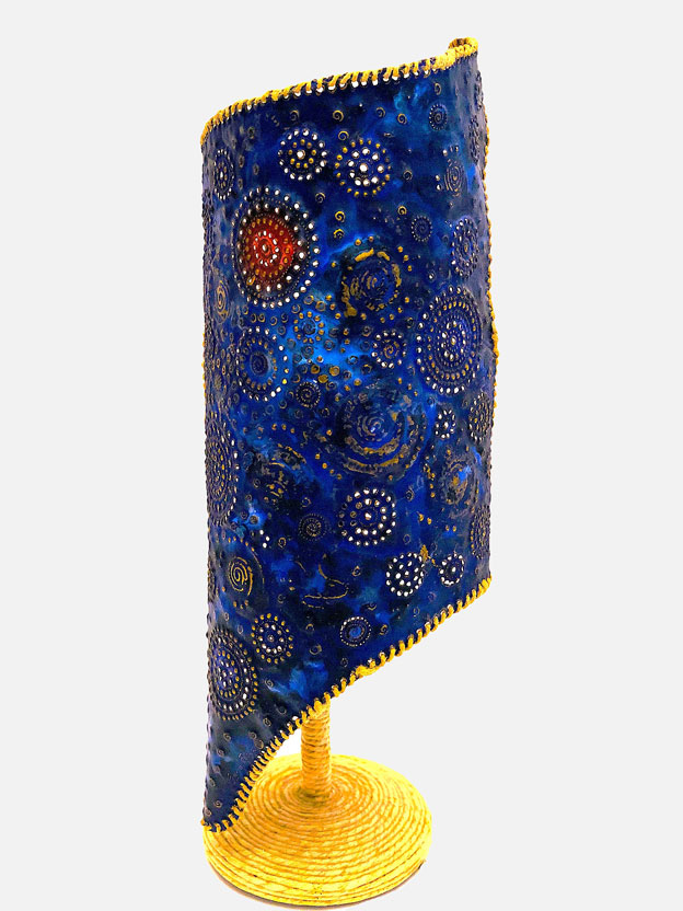 immagine di una lampada artigianale venduta su australian emporium