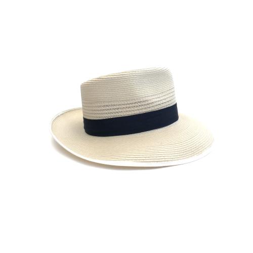 immagine che rappresenta il cappello akubra country club crema